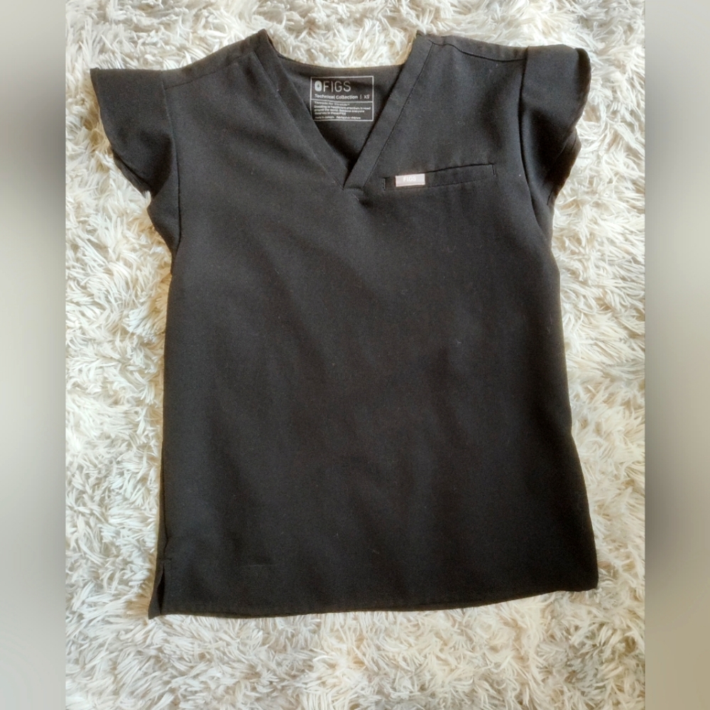 FIGS Black V-Neck Scrub Top